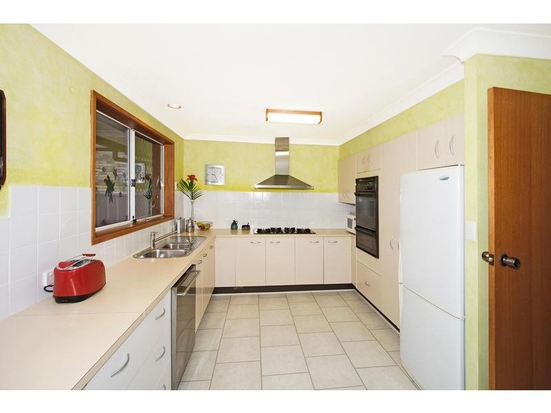 65 Kestrel Ave, Mount Hutton NSW 2290