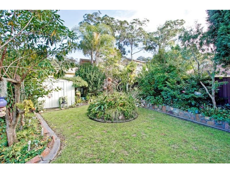 65 Kestrel Ave, Mount Hutton NSW 2290
