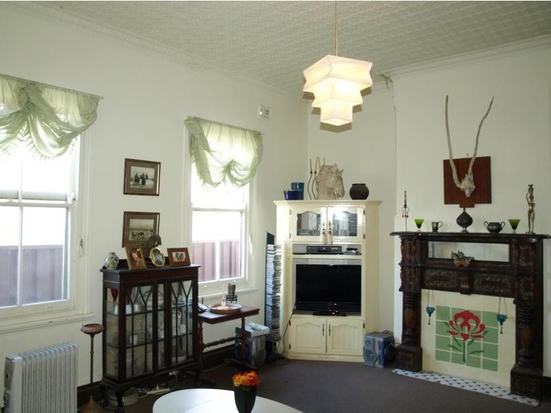 38 Kerr St, Mayfield NSW 2304