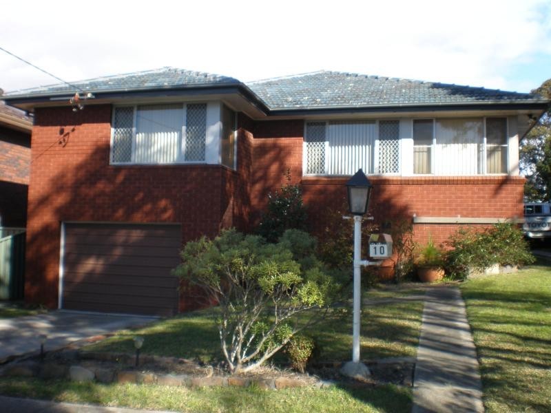 10 Ligouri Ct, Mayfield NSW 2304