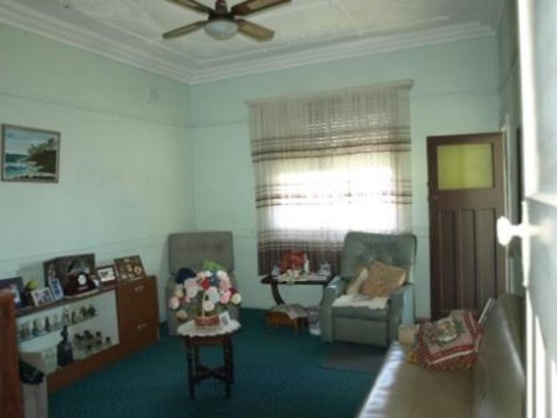 6 Gamack St, Mayfield NSW 2304