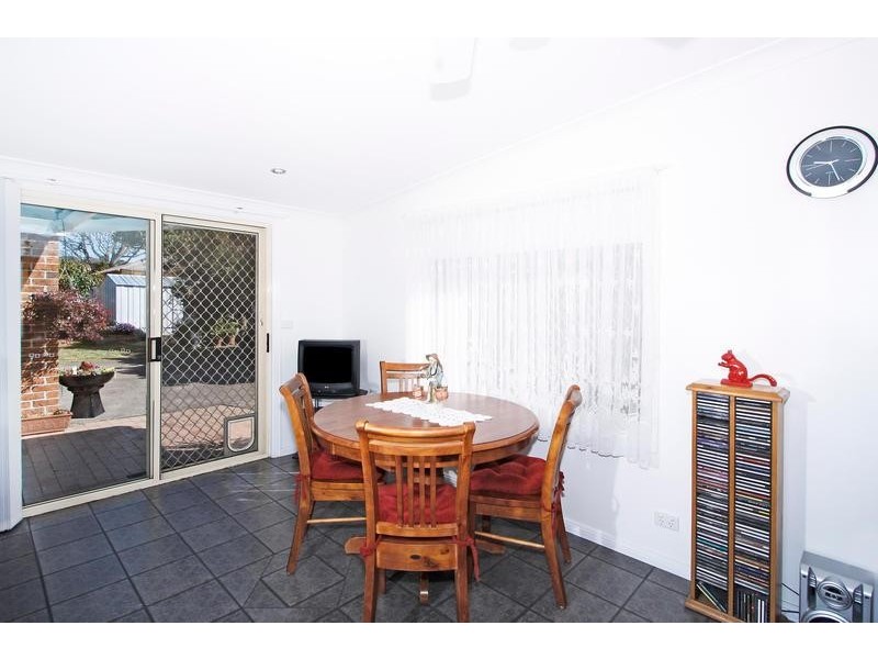 38 Avon St, Mayfield NSW 2304