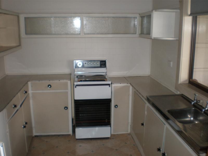 41 Maud St, Mayfield NSW 2304