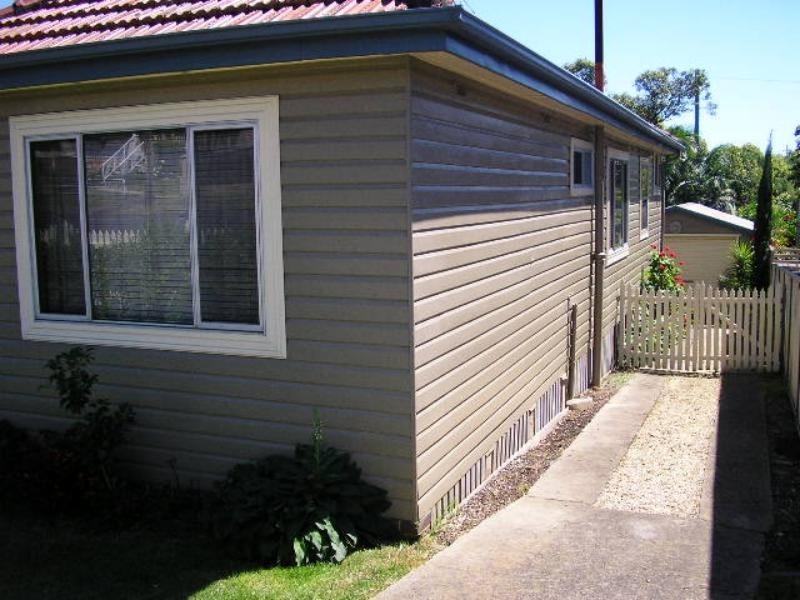 3 Groongal St, Mayfield West NSW 2304