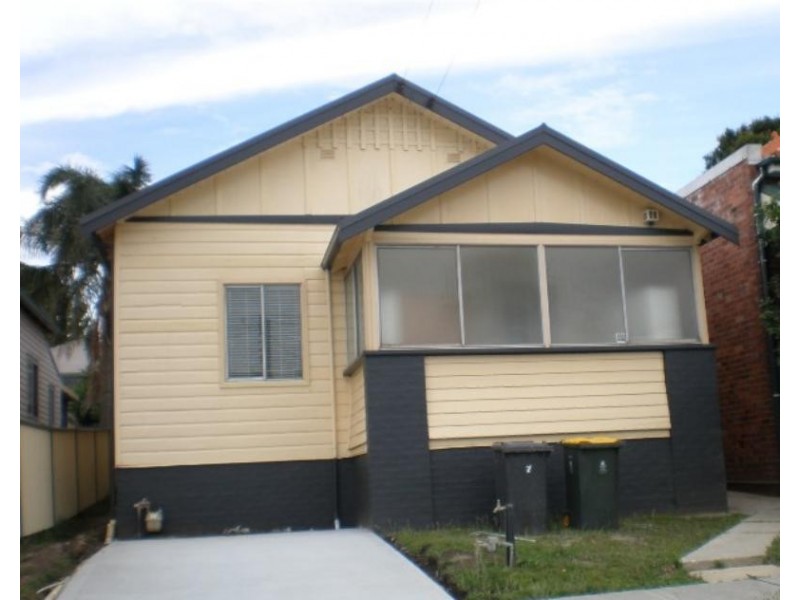 7 Arnold  St, Mayfield NSW 2304