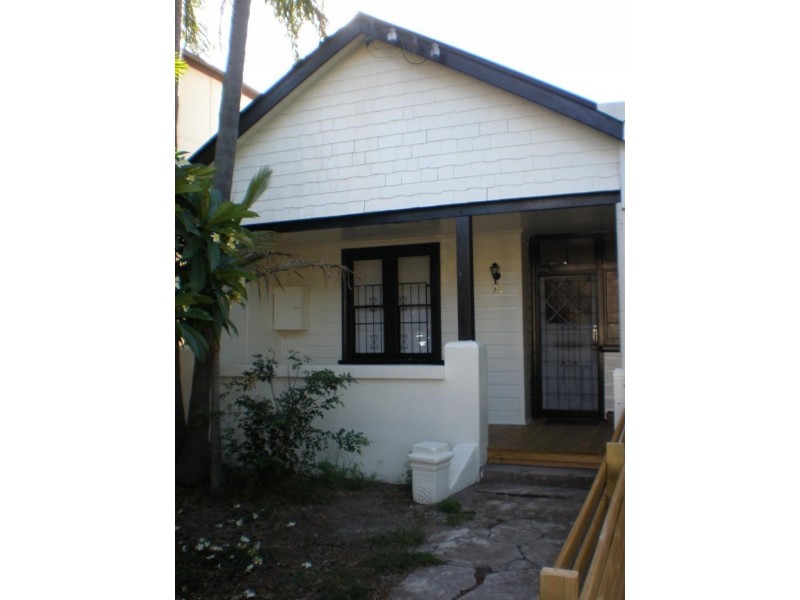 94 Dawson St, Cooks Hill NSW 2300