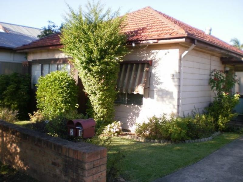 25  Vickers St, Mayfield NSW 2304