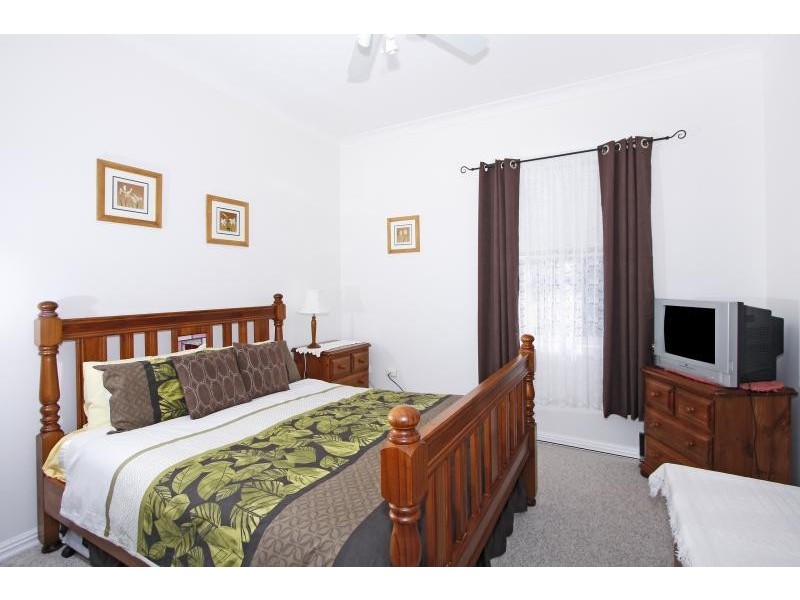 38   Avon St, Mayfield NSW 2304