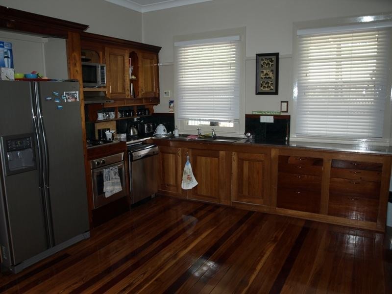 11 Cross St, Mayfield NSW 2304