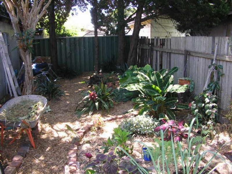 13 Frith St, Mayfield NSW 2304