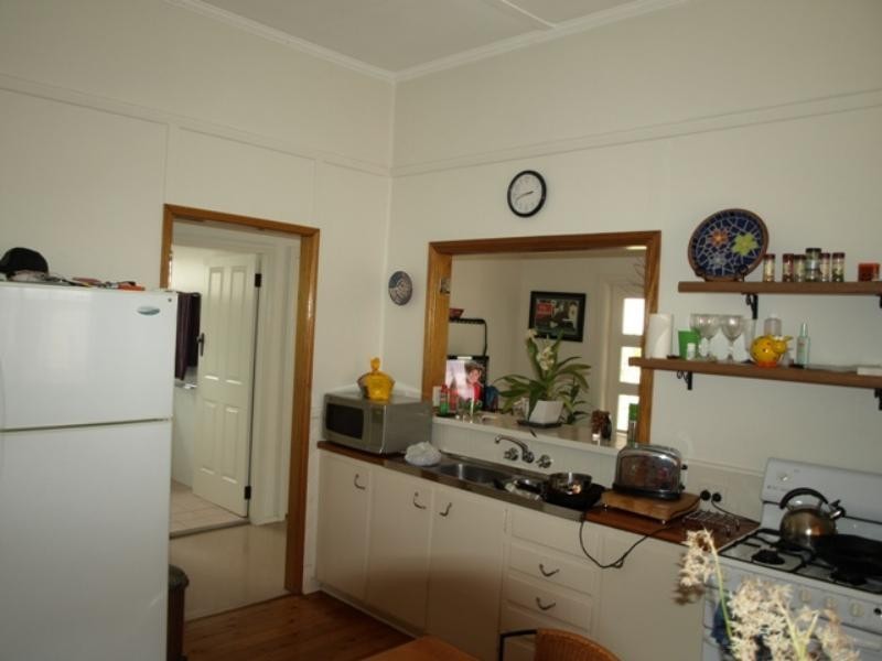 78 Waratah  St, Mayfield NSW 2304