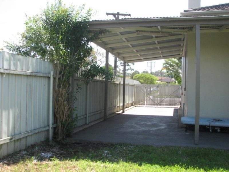 2 Waratah  St, Mayfield NSW 2304