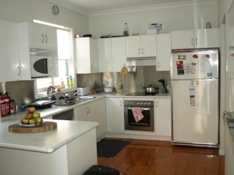 18 Downie St, Maryville NSW 2293