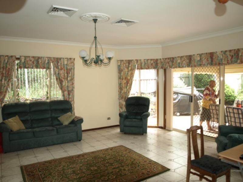 22  Olearia Cres, Warabrook NSW 2304