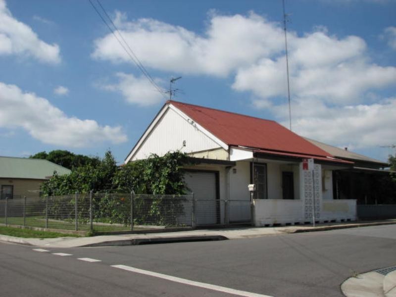 7 York St, Mayfield NSW 2304