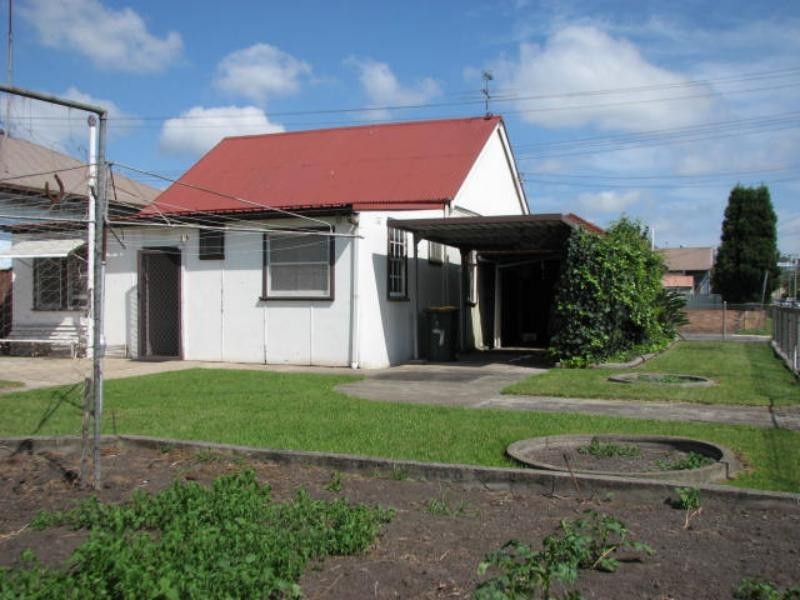 7 York St, Mayfield NSW 2304