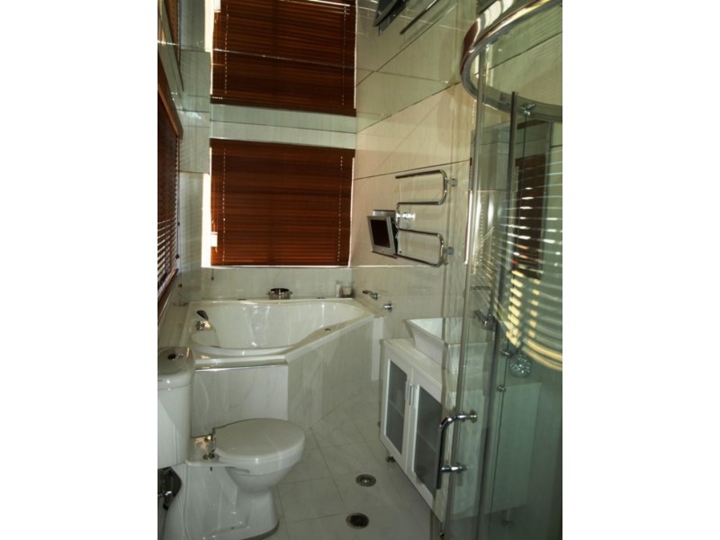 5 Astra St, Shortland NSW 2307