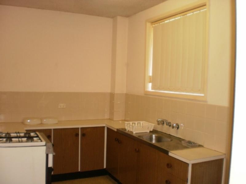 1/13 Liguori Ct, Mayfield West NSW 2304