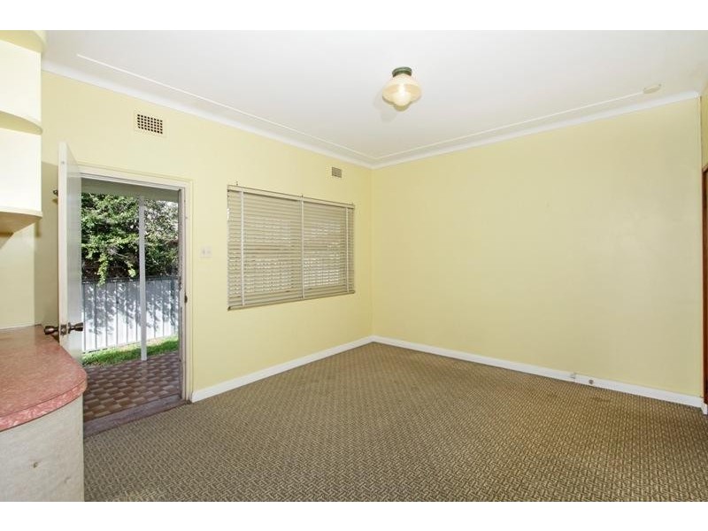 71 Hanbury St, Mayfield NSW 2304