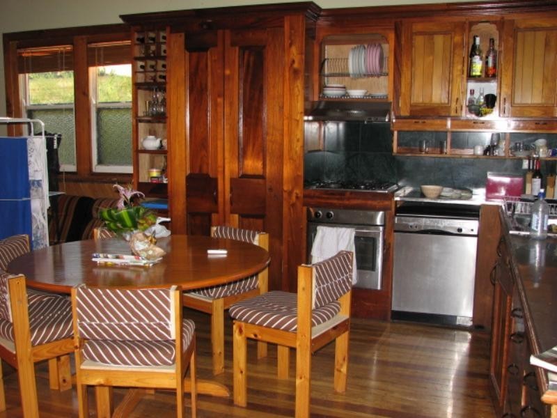 11 Cross St, Mayfield NSW 2304