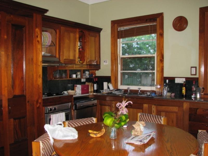 11 Cross St, Mayfield NSW 2304