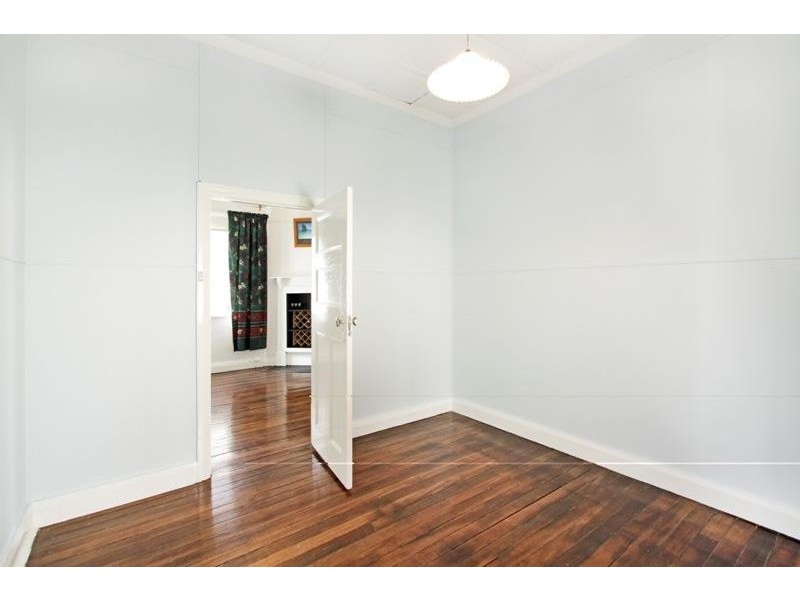 20 Cross St, Mayfield NSW 2304