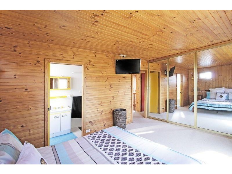 34 Brisbane Water  Rd, Adamstown NSW 2289