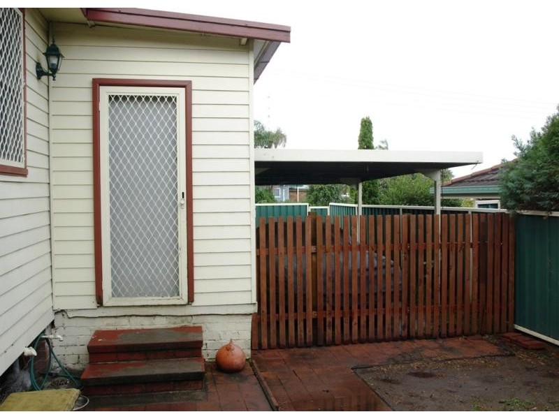 12 Ruskin St, Beresfield NSW 2322