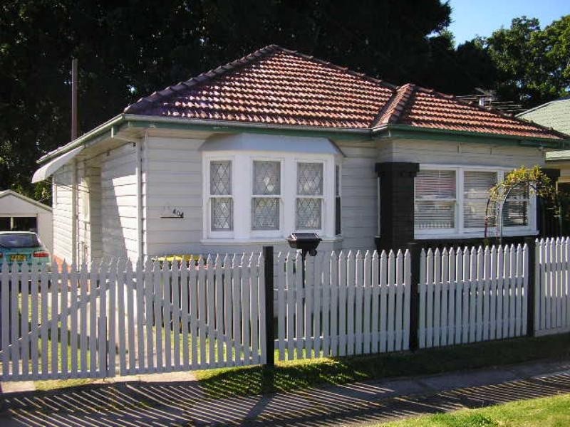 40 Scholey  St, Mayfield NSW 2304