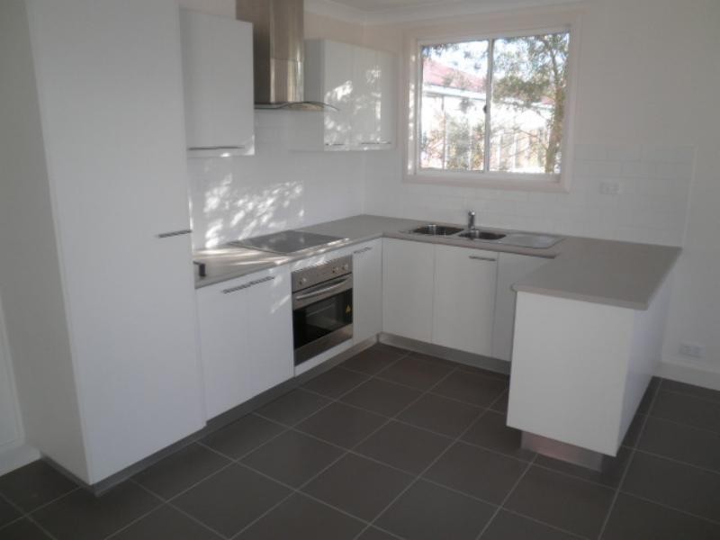 2/67 Bull St, Mayfield NSW 2304