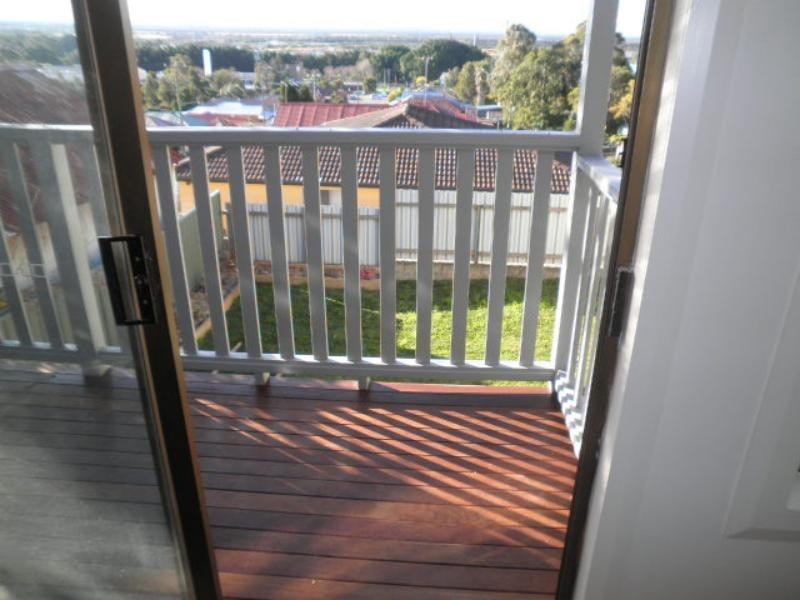 2/67 Bull St, Mayfield NSW 2304