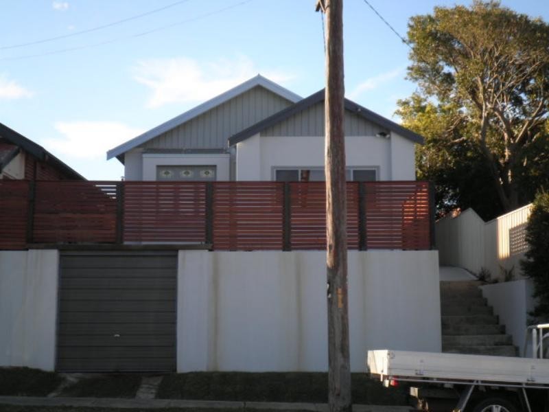 2/67 Bull St, Mayfield NSW 2304