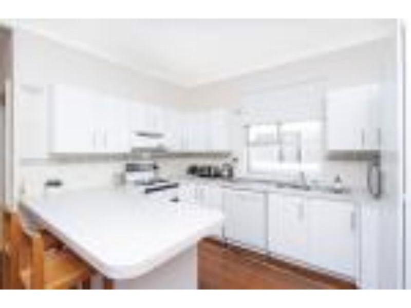 34 Brisbane waters Rd, Adamstown NSW 2289