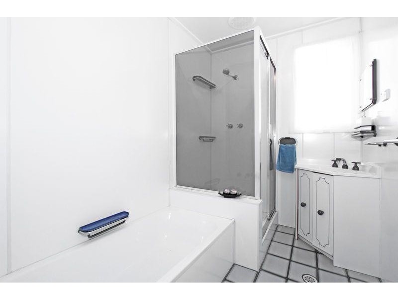 34 Brisbane waters Rd, Adamstown NSW 2289