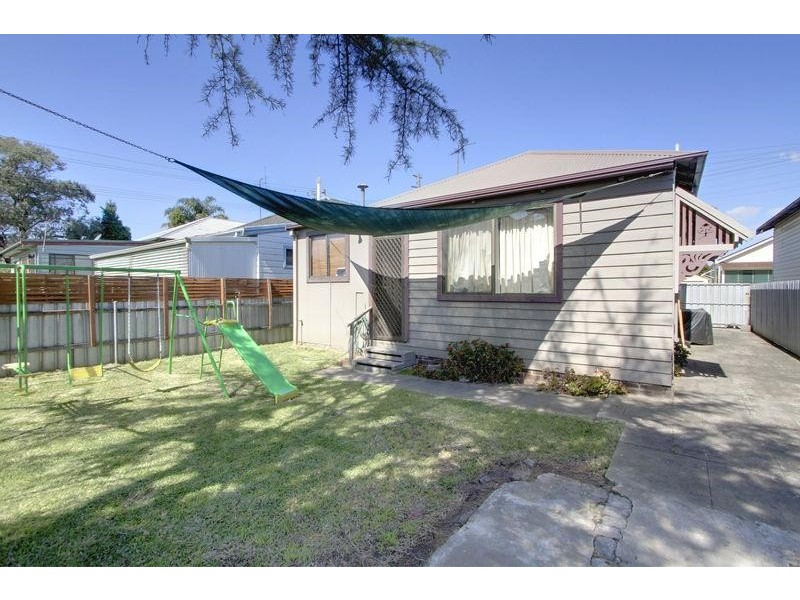 30 Wilkinson  St, Mayfield NSW 2304