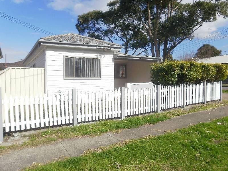 27 Kokera  St, Wallsend NSW 2287