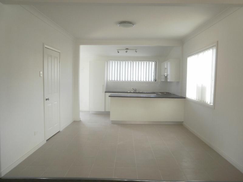 27 Kokera  St, Wallsend NSW 2287