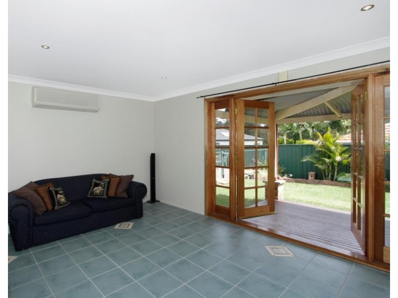 44 Peppercorn Cres, Fletcher NSW 2287