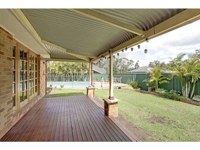 44 Peppercorn Cres, Fletcher NSW 2287