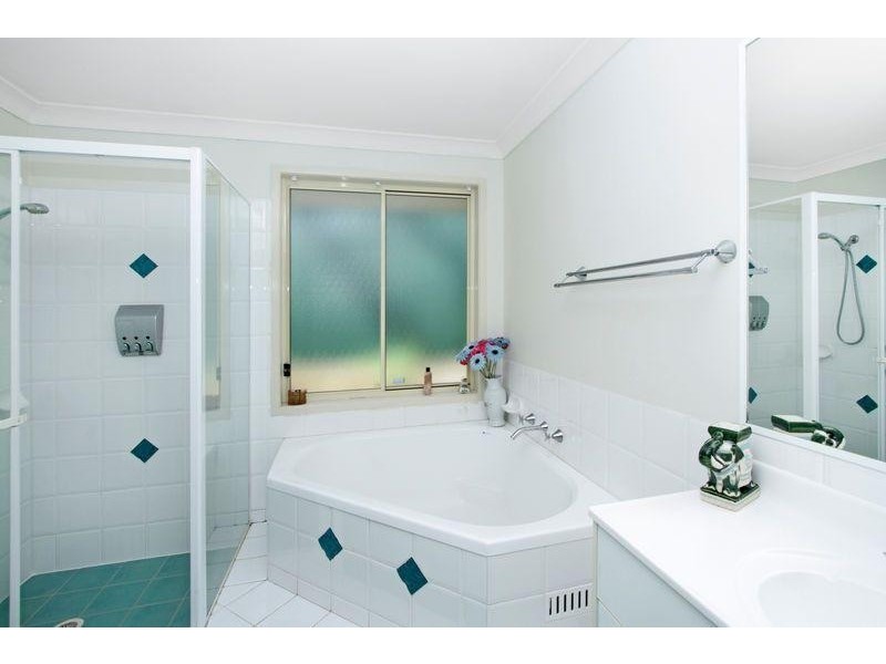 44 Peppercorn Cres, Fletcher NSW 2287