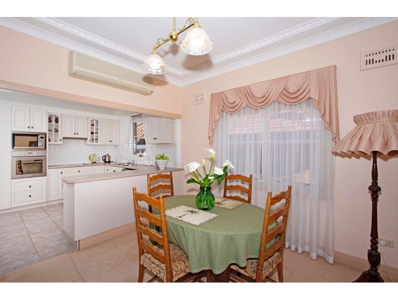 27 Gamack  St, Mayfield NSW 2304