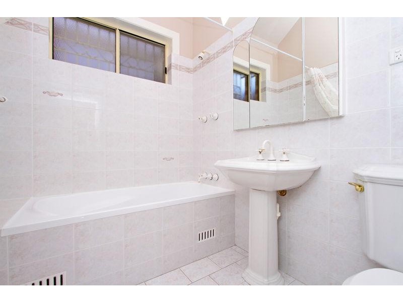 27 Gamack  St, Mayfield NSW 2304