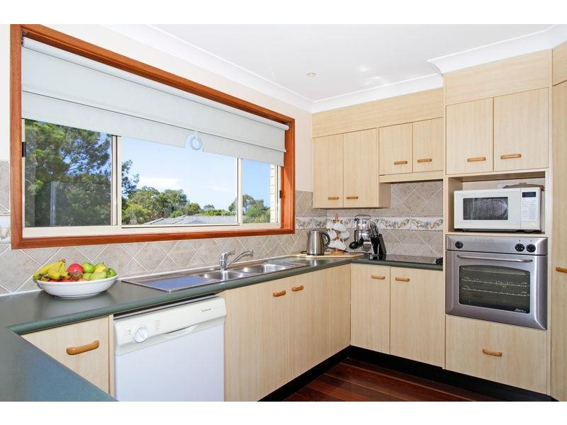 74  Mirambeena  St, Belmont North NSW 2280