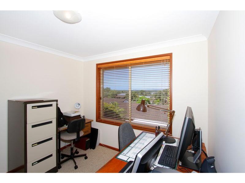 74  Mirambeena  St, Belmont North NSW 2280