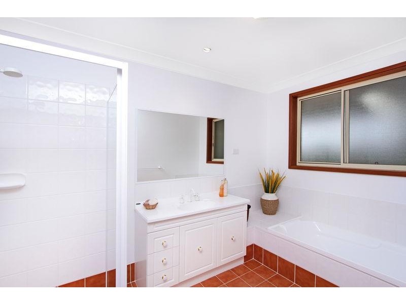 74  Mirambeena  St, Belmont North NSW 2280