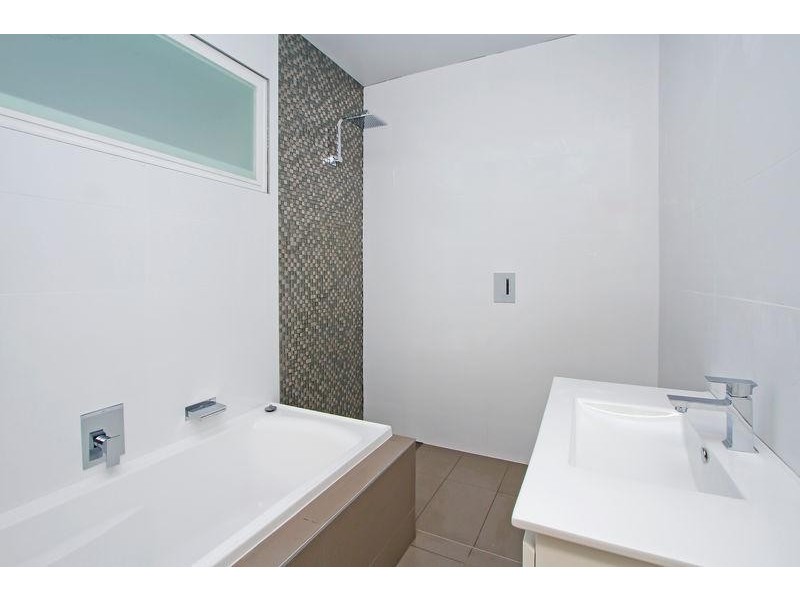 183 Turton Rd, Waratah NSW 2298