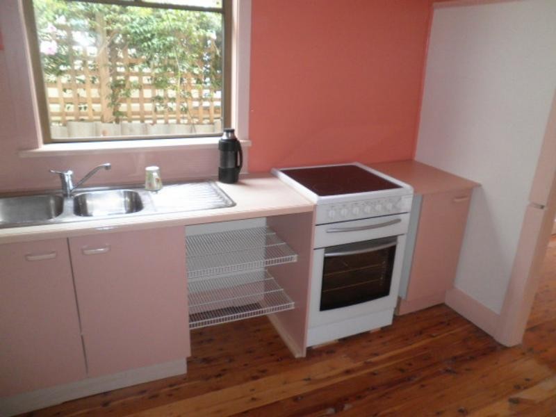 27 Gavey St, Mayfield West NSW 2304