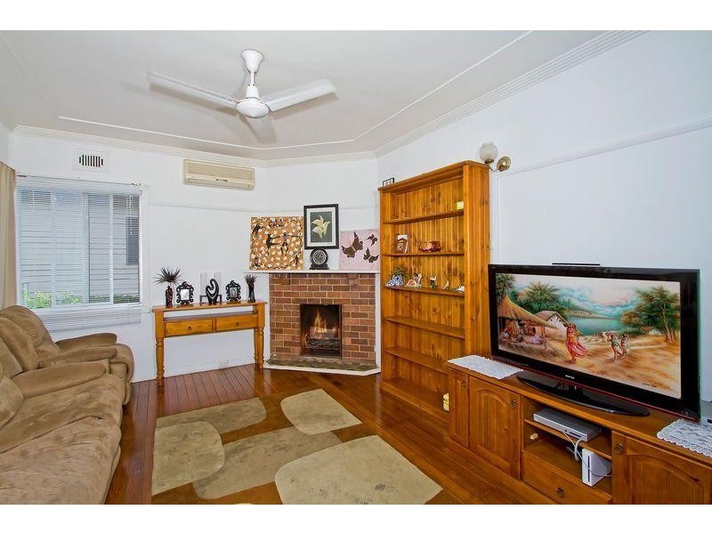 12 Thornton  Ave, Mayfield West NSW 2304