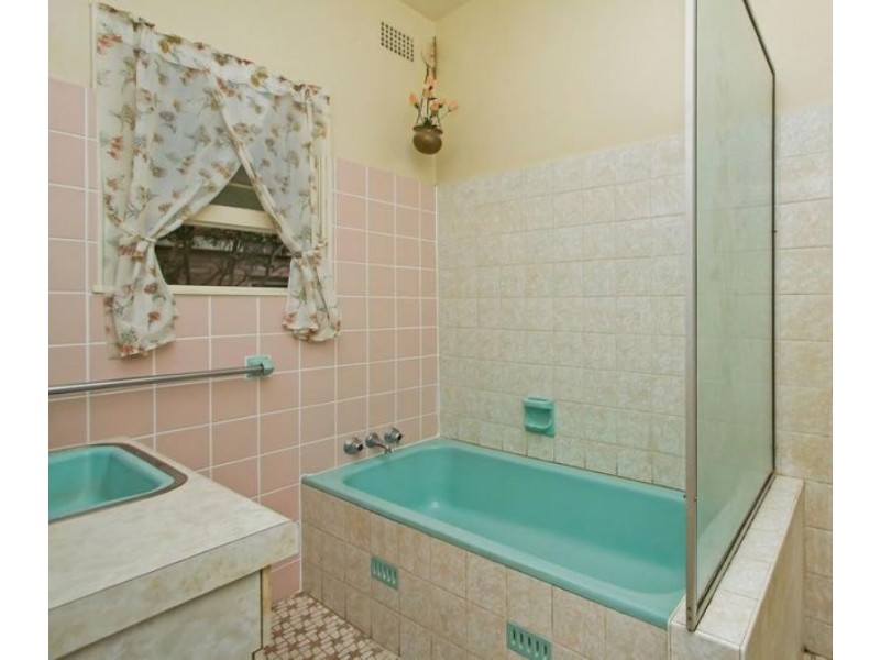 343 Pacific Hwy, Highfields NSW 2289