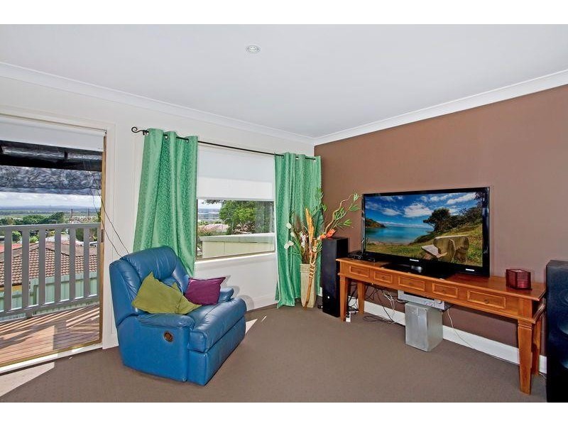 67 Bull St, Mayfield NSW 2304